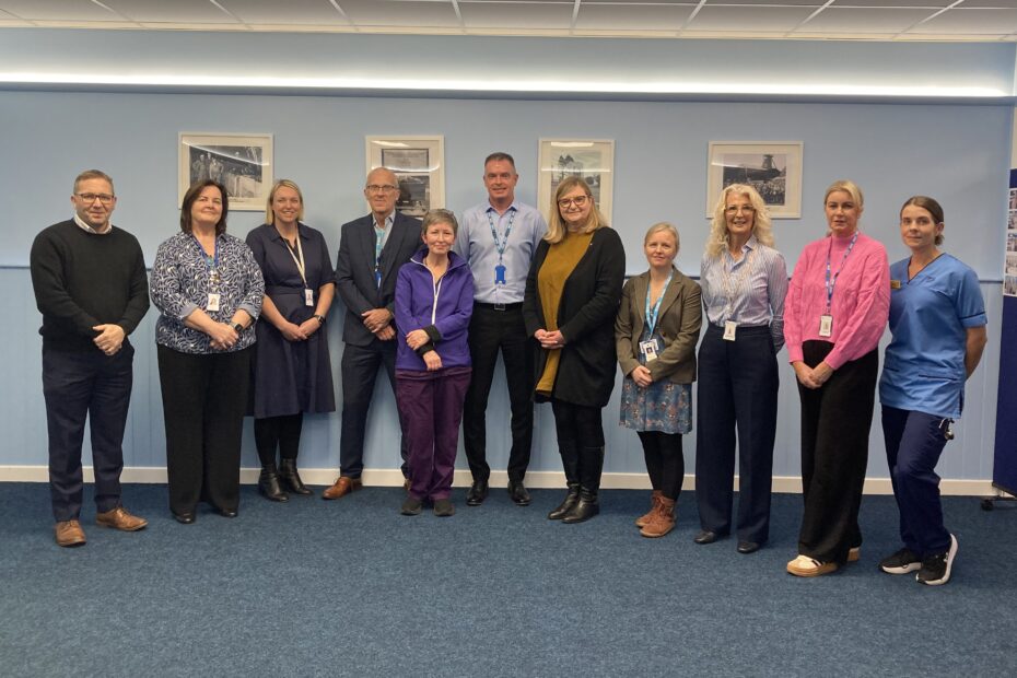 Public Health Minister Jenni Minto with a group of staff delivering the Dalmellington Community Health Hub