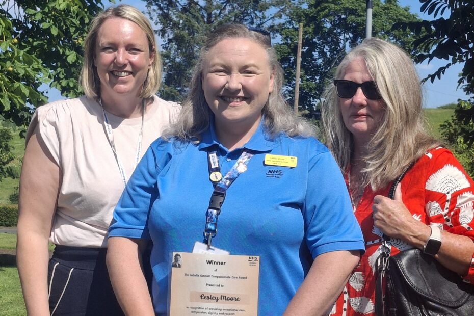 NHS Ayrshire & Arran Nurse Director Jennifer Wilson, Lesley Moore (winner) and Jacqueline Thomson, daughter of the late Isabella Kimmett